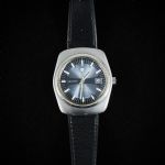 612456 Wrist-watch